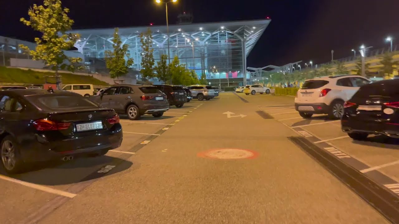 National car rental Return out of Hours Aéroport de Bâle-Mulhouse-Fribourg