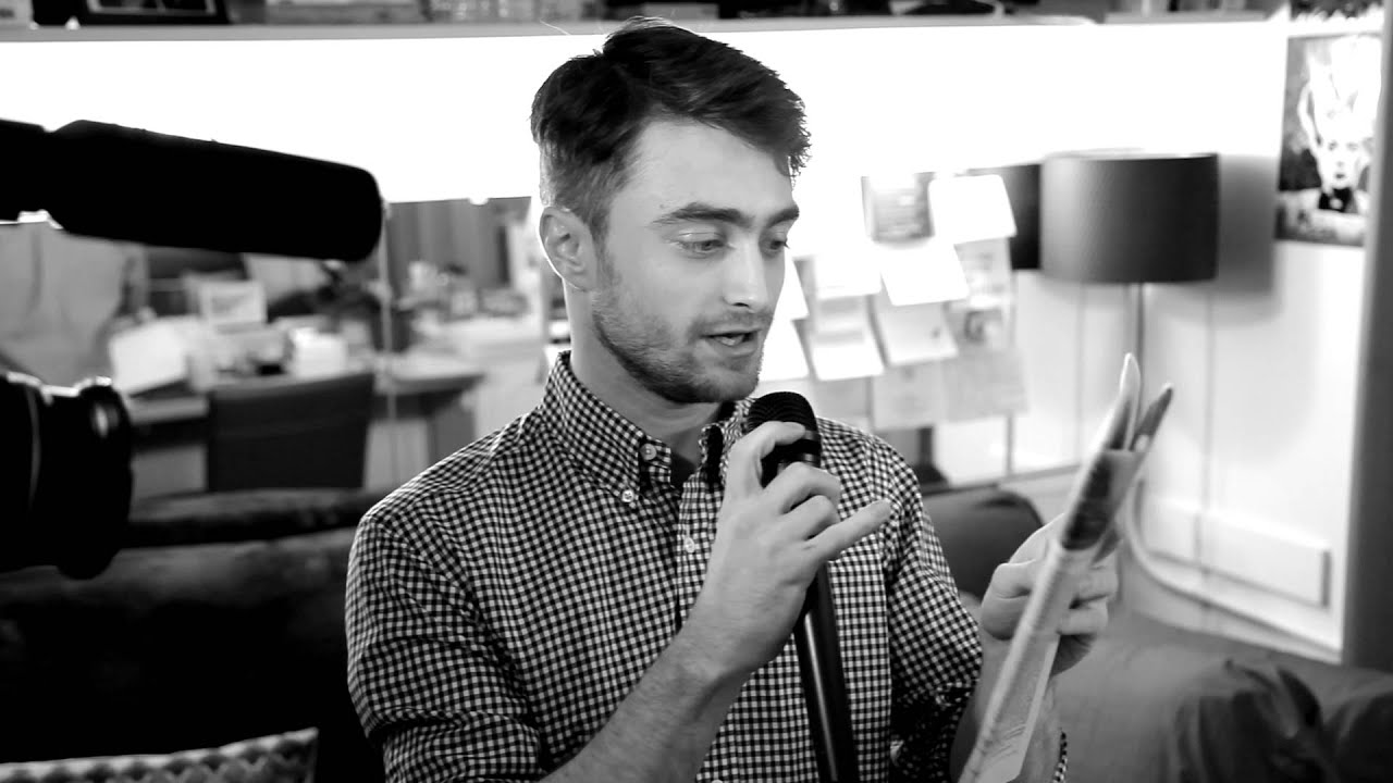 The Cripple of Inishmaan: Backstage Tour with Daniel Radcliffe (Full Version)