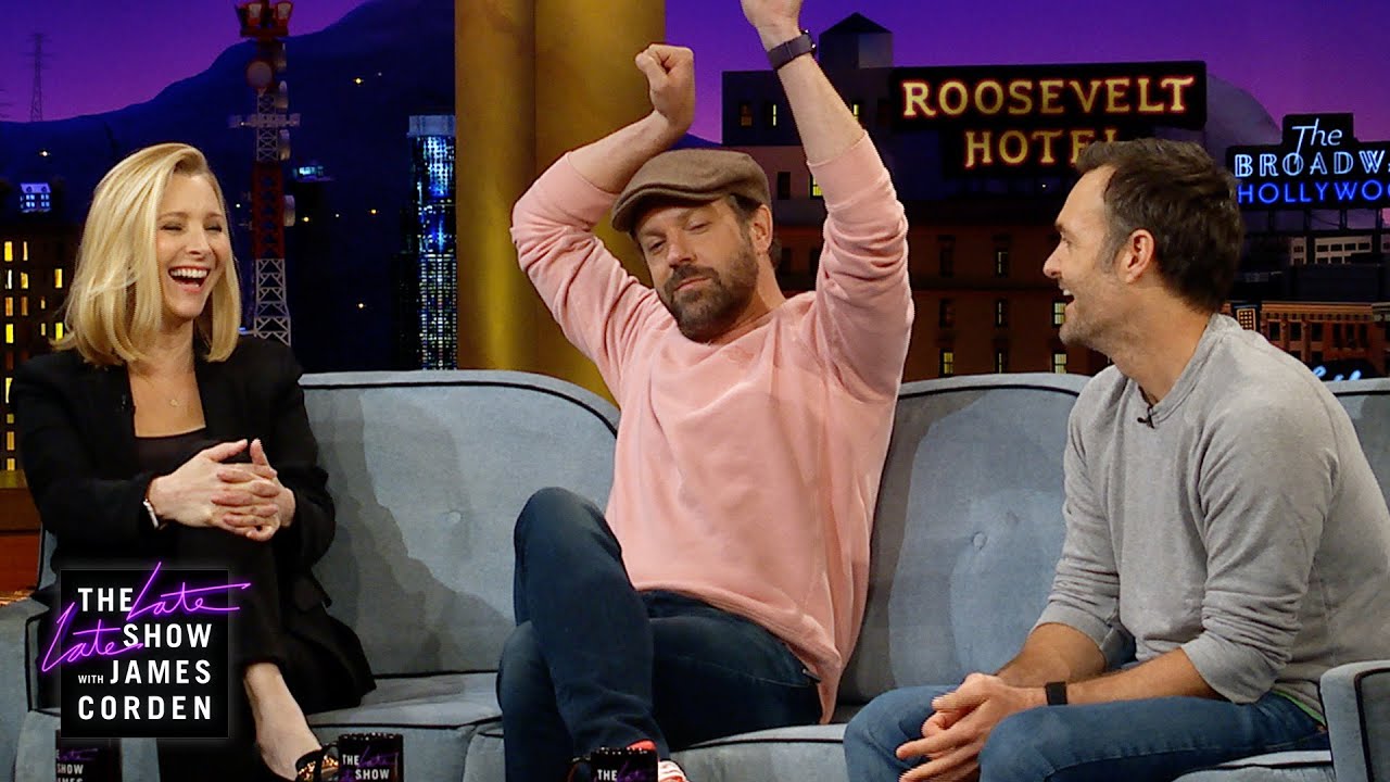 Lisa Kudrow, Jason Sudeikis & Will Forte Are All Romantics In Their Way