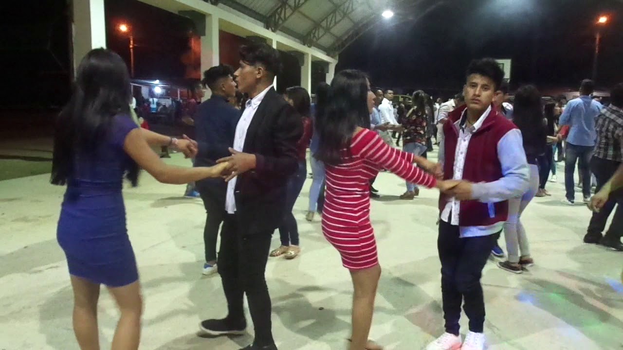 BAILANDO MUSICA NACIONAL.CON DJ-DARWIN--NAMBIJA BAJO