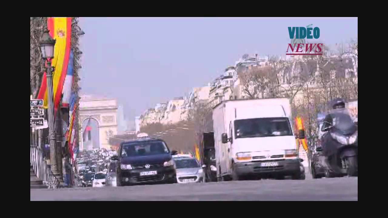 Road space rationing in Paris