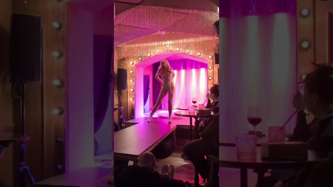 Lyra Bow - Candy at the Valentease 10-year anniversary