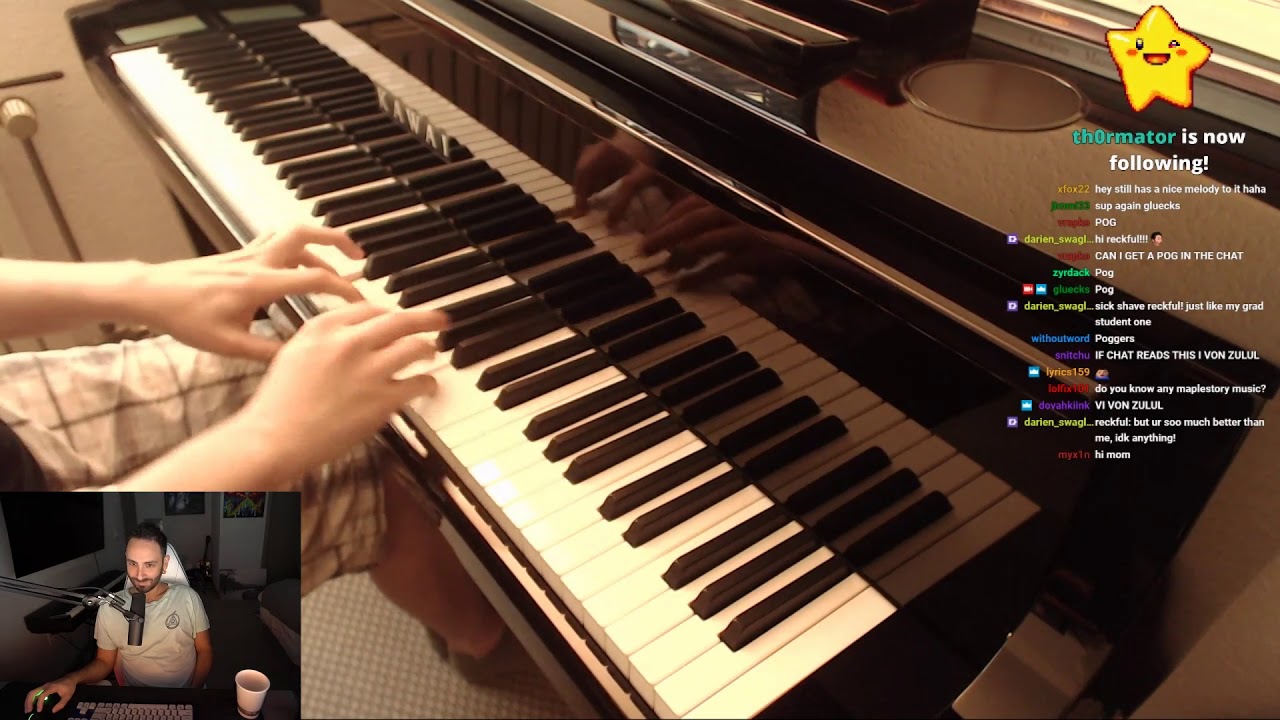 IRL - random viewer plays piano  (Reckful)