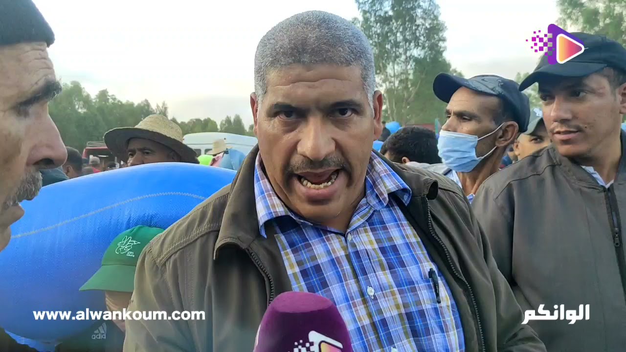 صرخة الفلاحين وسط سوق حد كرت... والتجار يكشفون الأسباب