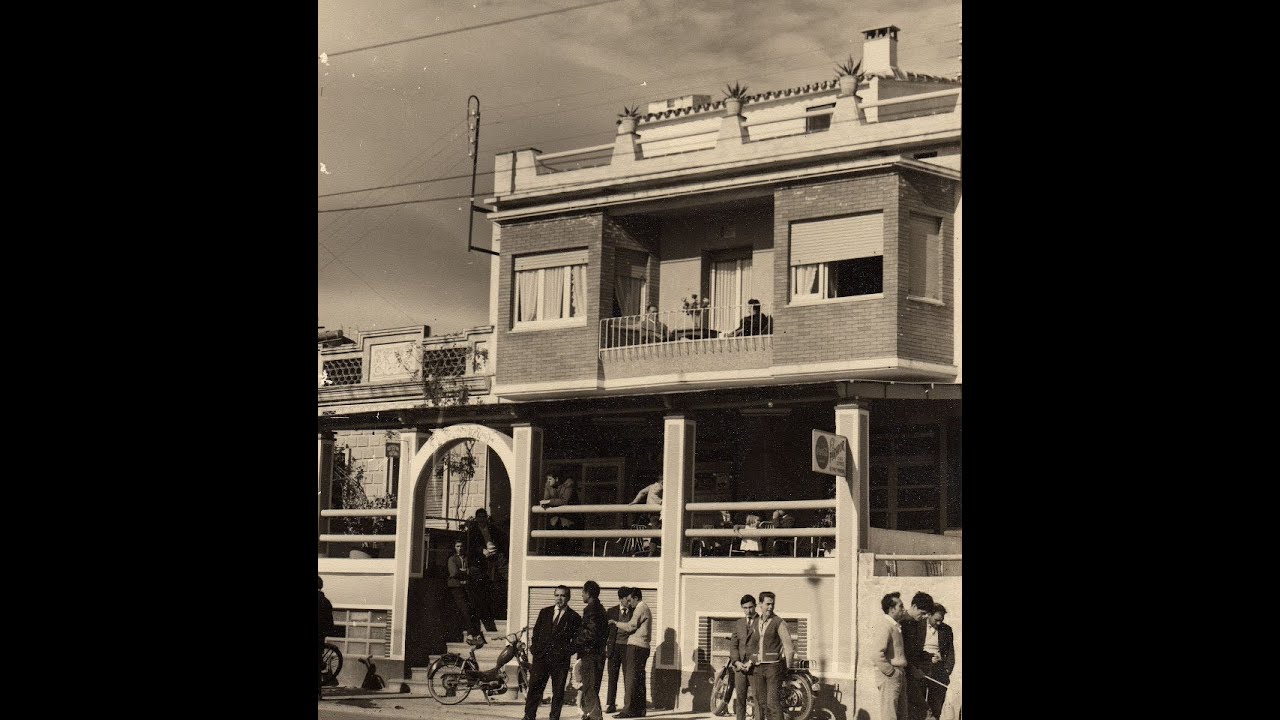 yo tambien tengo mi foto antigua de mataro