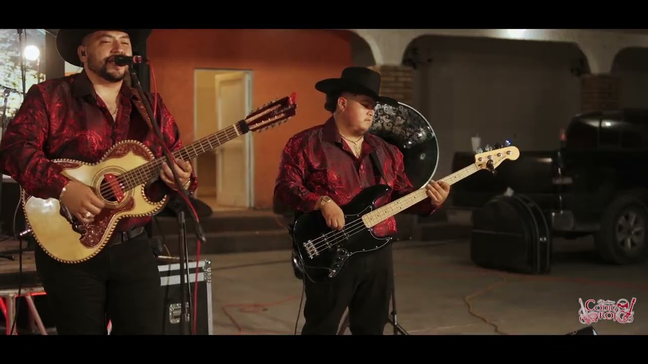 Norteños Código Rojo - Un Mundo Raro