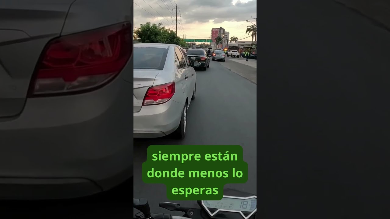 &iexcl;CASI ME AGARRAN! 🚨#Shorts #VlogMotero #OperativoTransito