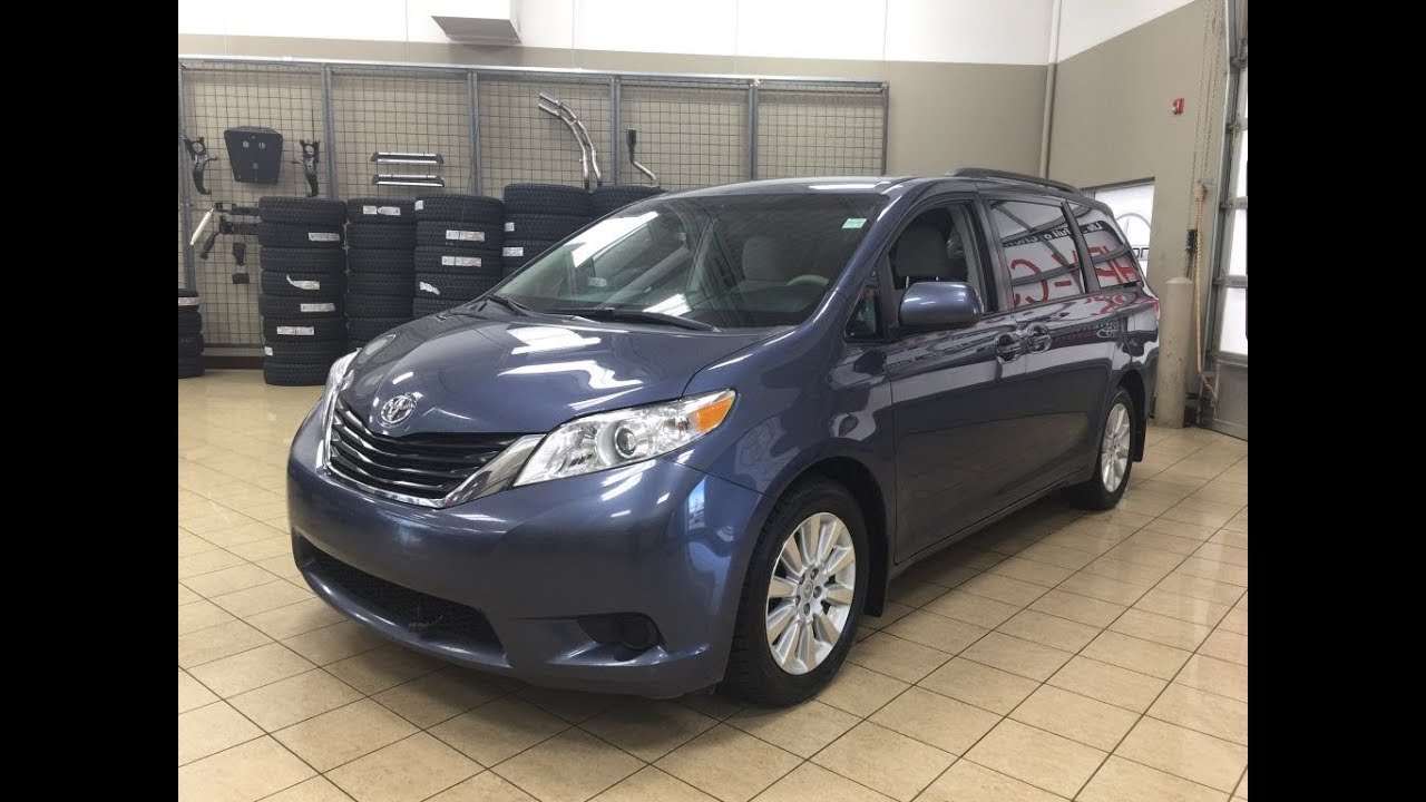 2013 Toyota Sienna LE AWD Review