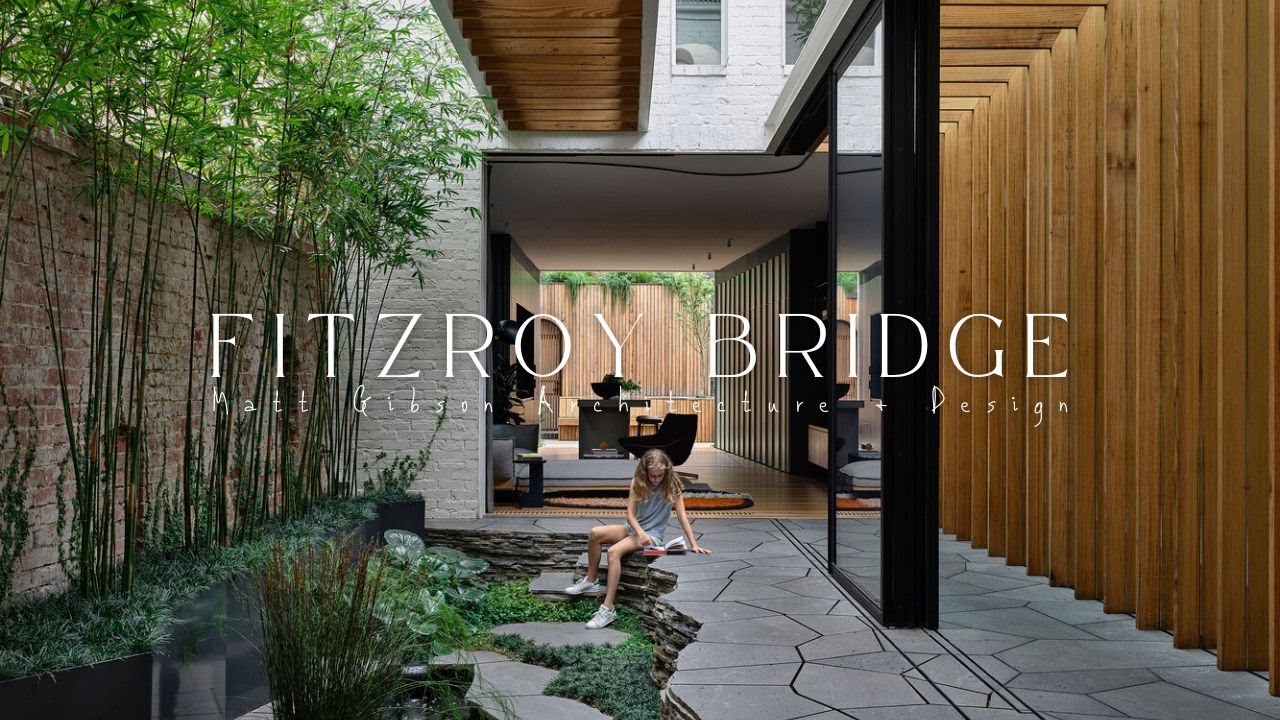 Modern House Design with an Inside Yard Inspired by Japan