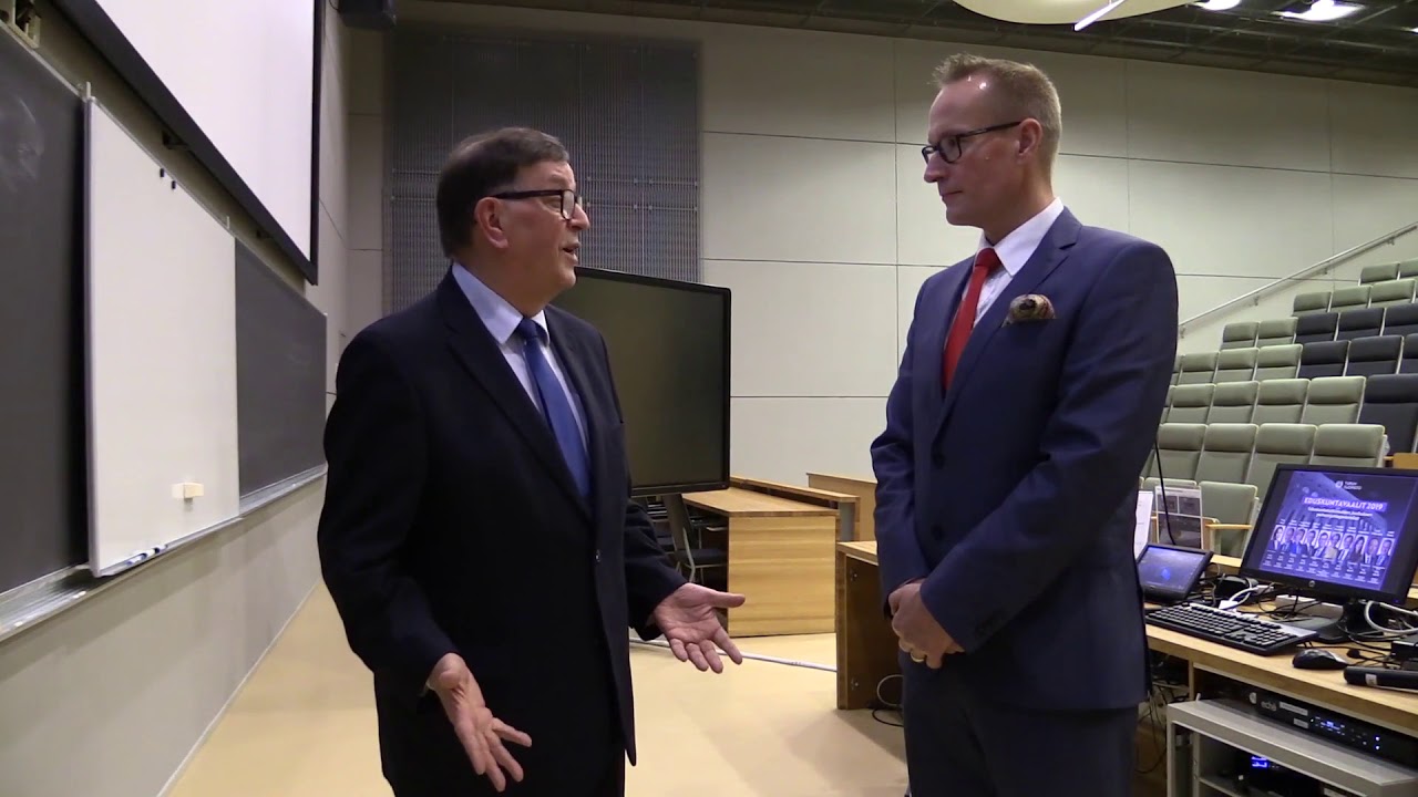 Miksi suomalainen politiikka tarvitsee Seitsemän tähden liikettä, Paavo Väyrynen?