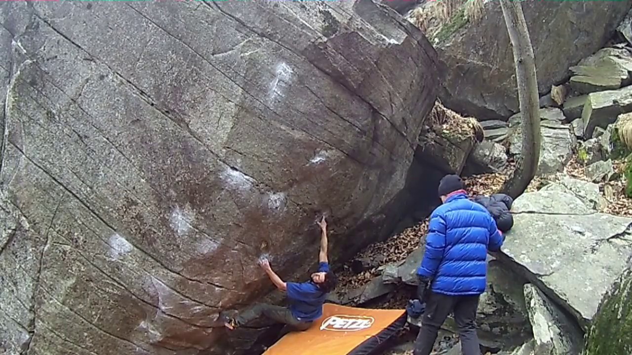Walker on earth 8a