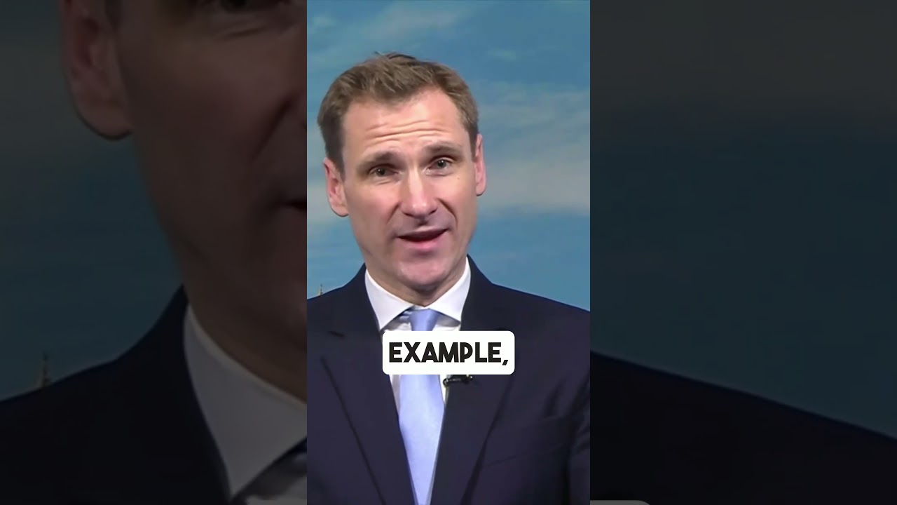 ⚠️ Labour's BORDER SURRENDER Bill allows illegal immigrants a new path to citizenship. That's wrong.