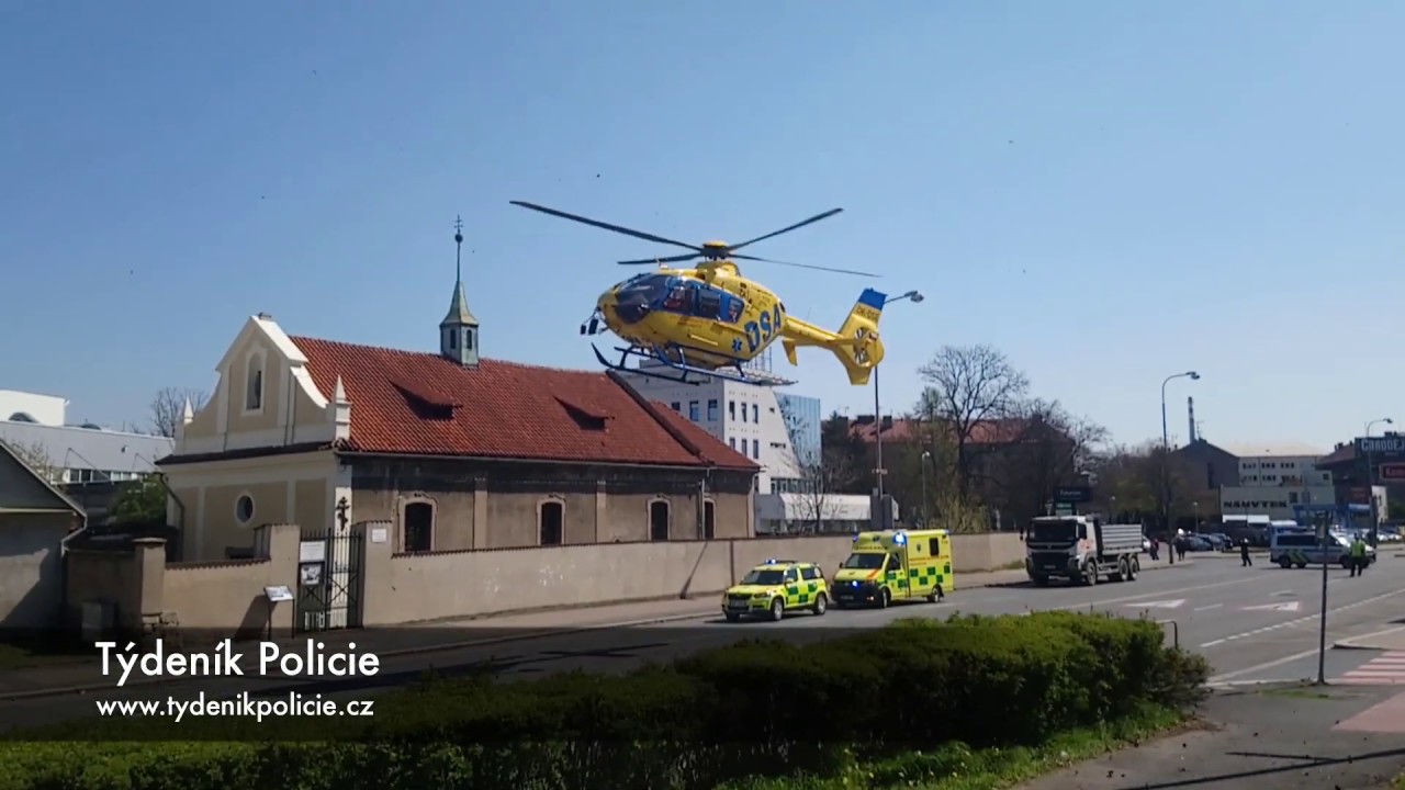 VRTULNÍK LZS KRYŠTOF 06 U NEHODY V KOLÍNĚ