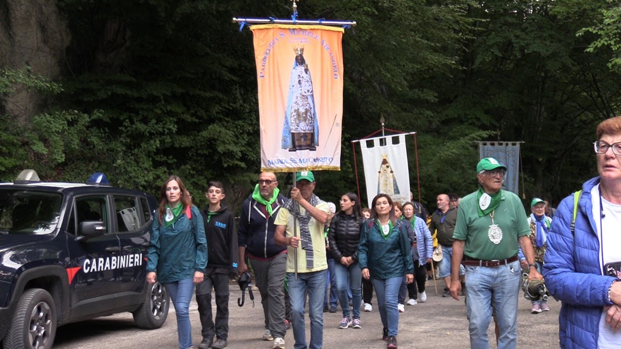 Madonna di Canneto 2025, il corteo con tutte le compagnie dei pellegrini