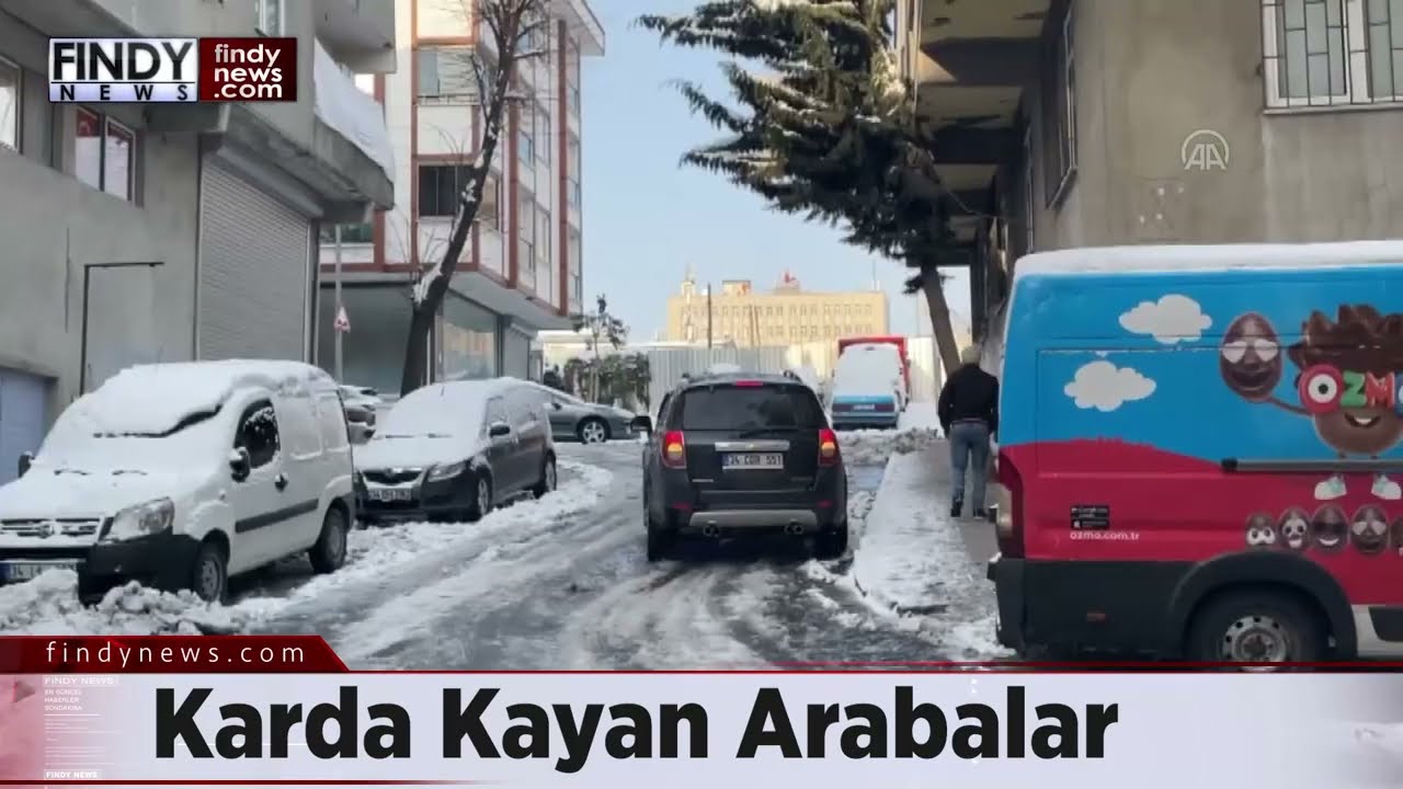 Karda Kayan Arabalar