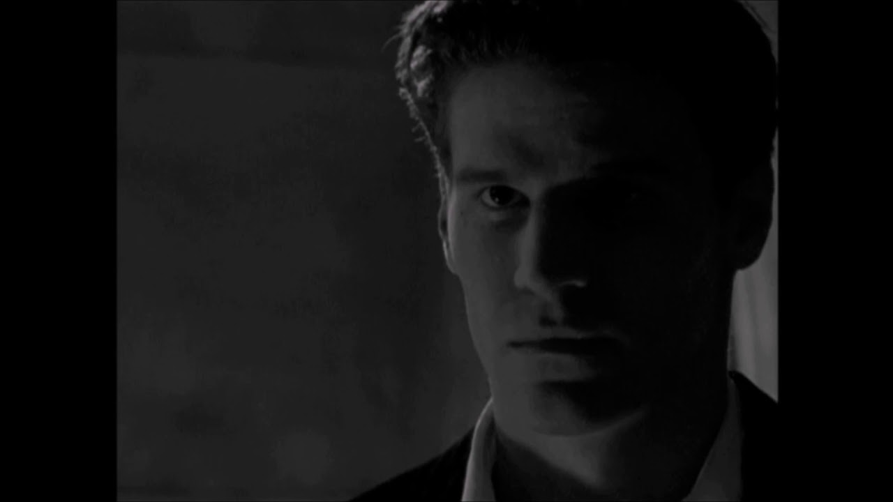 Buffy The Vampire Slayer on CRACK! [S0102]