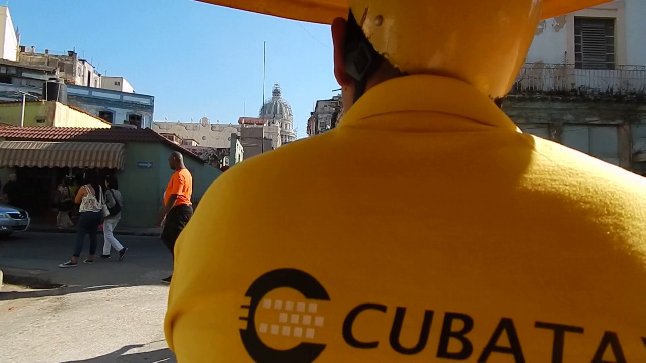 COCO TAXI RIDE IN HAVANA 🥥 LIFE IN CANADA ANITA BEATA VLOG 🇨🇦