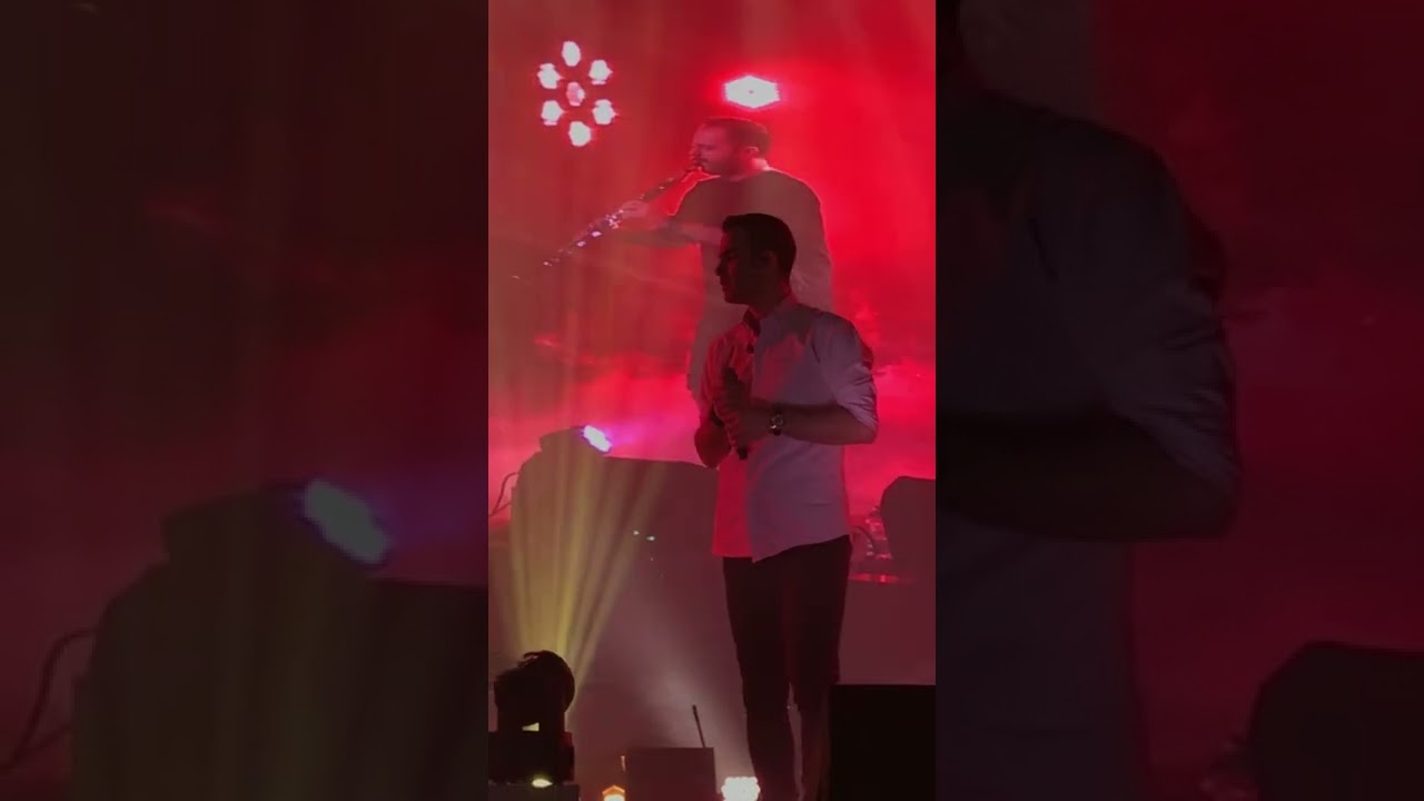 Mohsen Yeganeh ♪ Concert | اجرای ♪ شهر خاکستری - کنسرت محسن یگانه