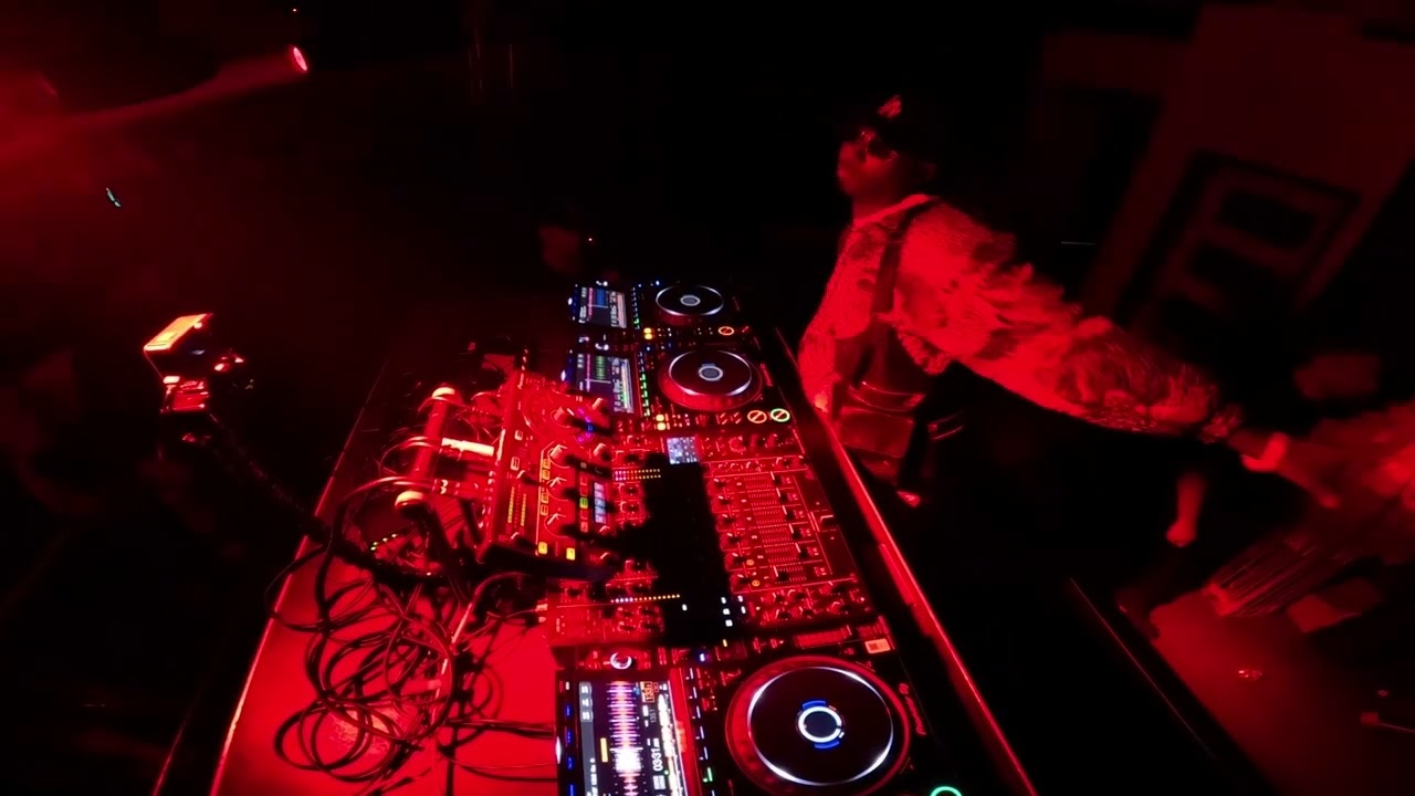 TECHNO TUPAC | LICKNDIP