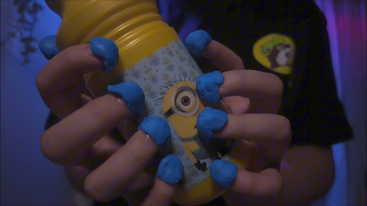 ASMR tapping with blue tack fingertips ✮⋆˙