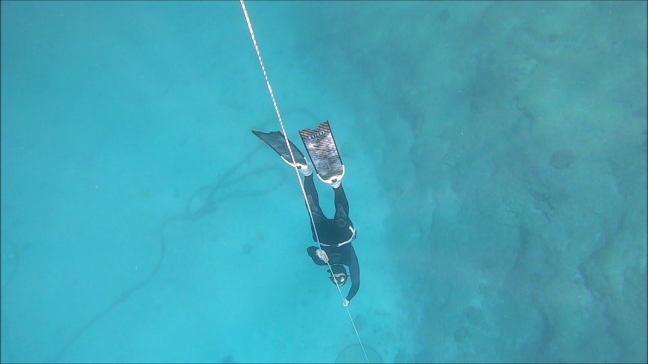 Equalization training for beginners in freediving