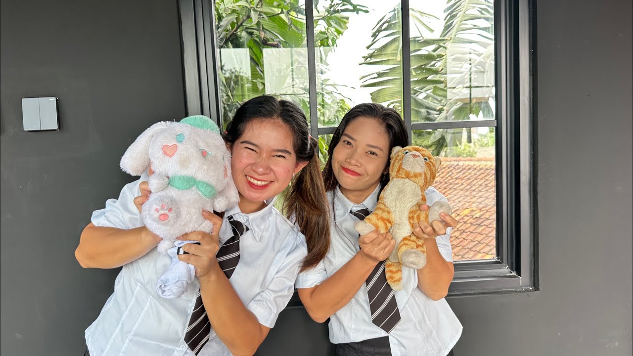 Yuyu & Yaya sedang live sekarang!