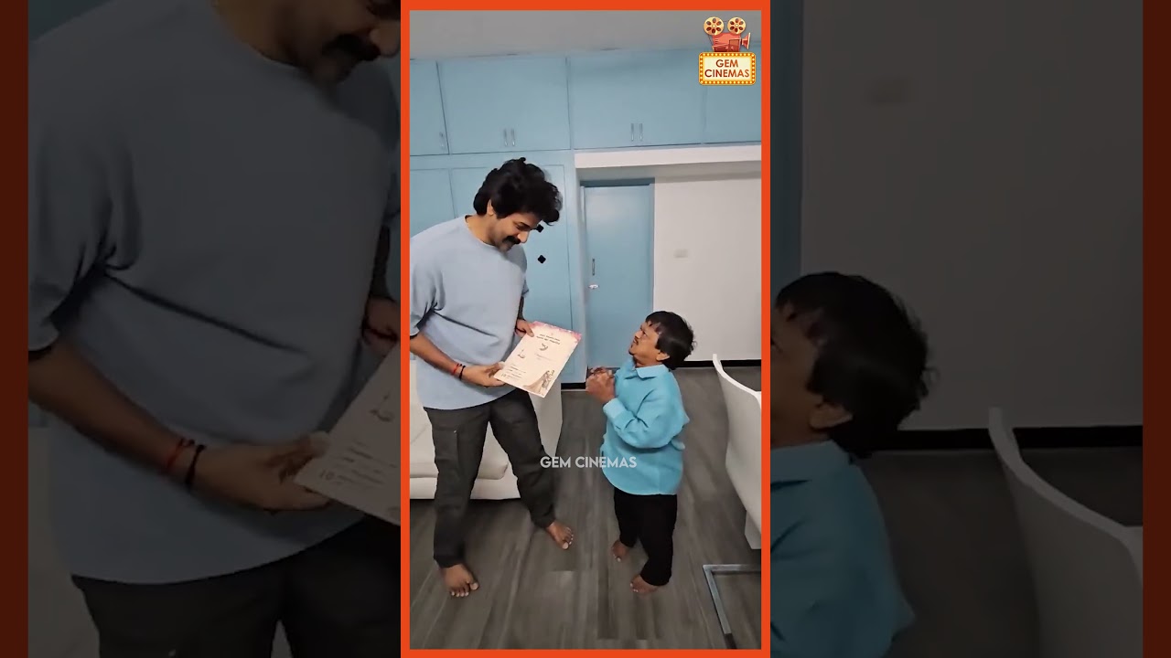 Actor King Kong invites actor Sivakarthikeyan to his daughter's wedding!