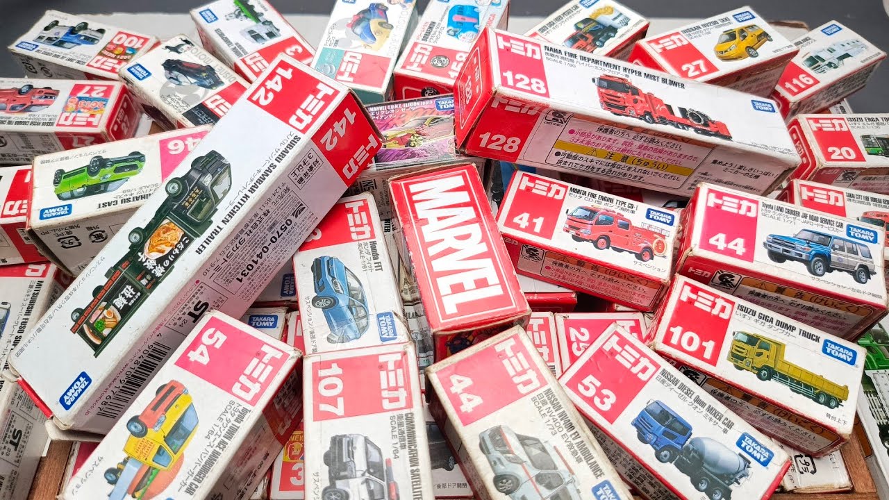 【トミカ】ミニカー大集合! Vo9 遊んだトミカを箱に入れて並べてみました。