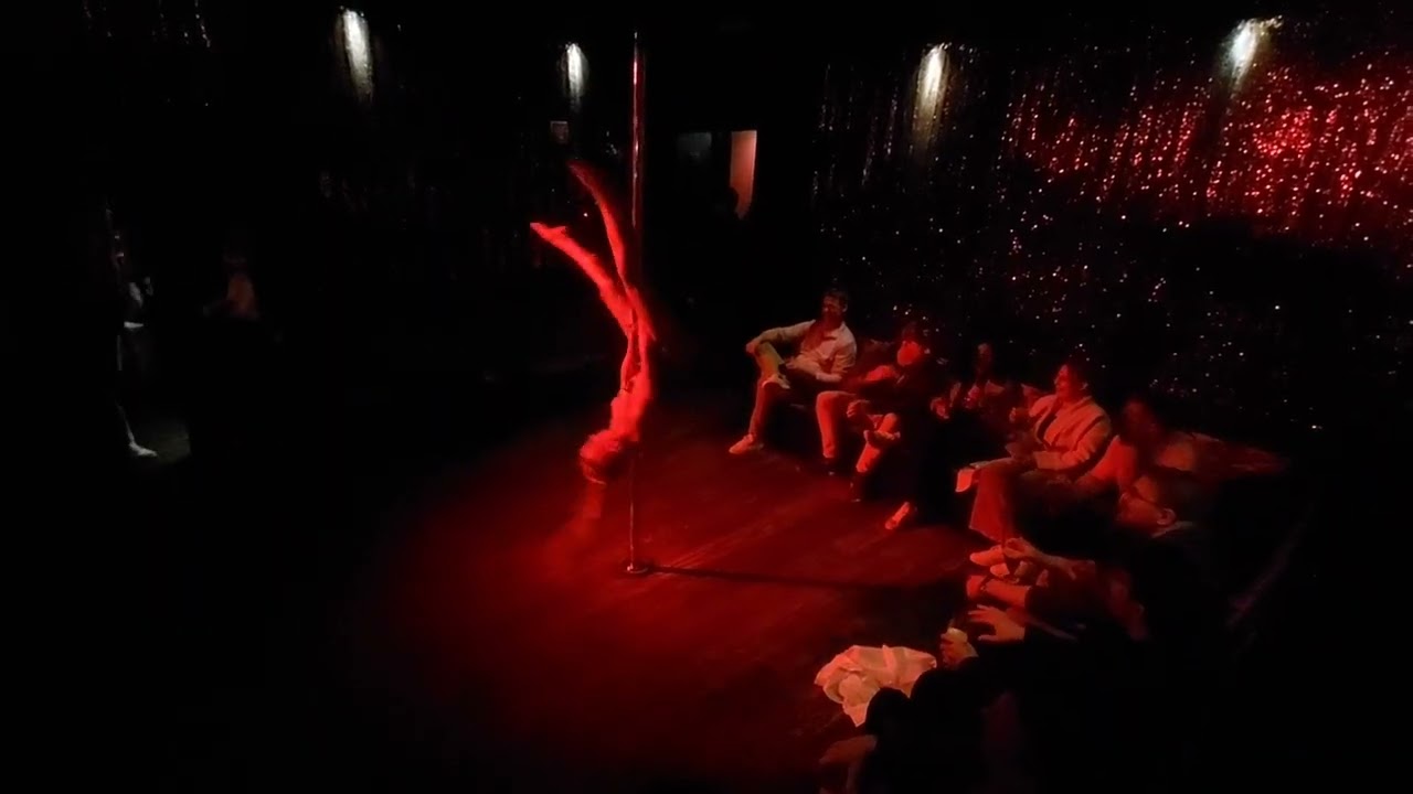 Show #marinamey PoleDance 20.1 2026 em Pensão Amor