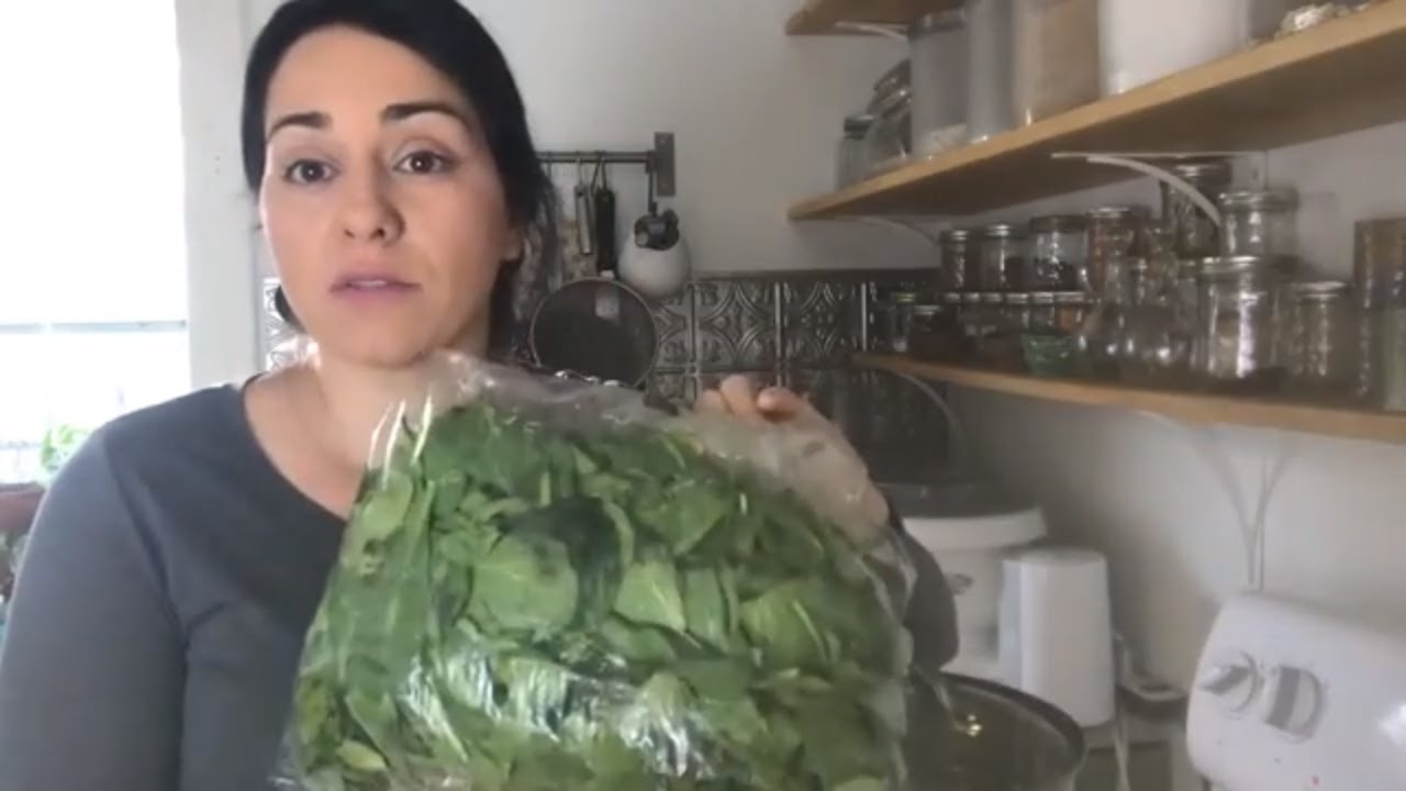 Как заморозить шпинат (сохранить шпинат на несколько месяцев!)