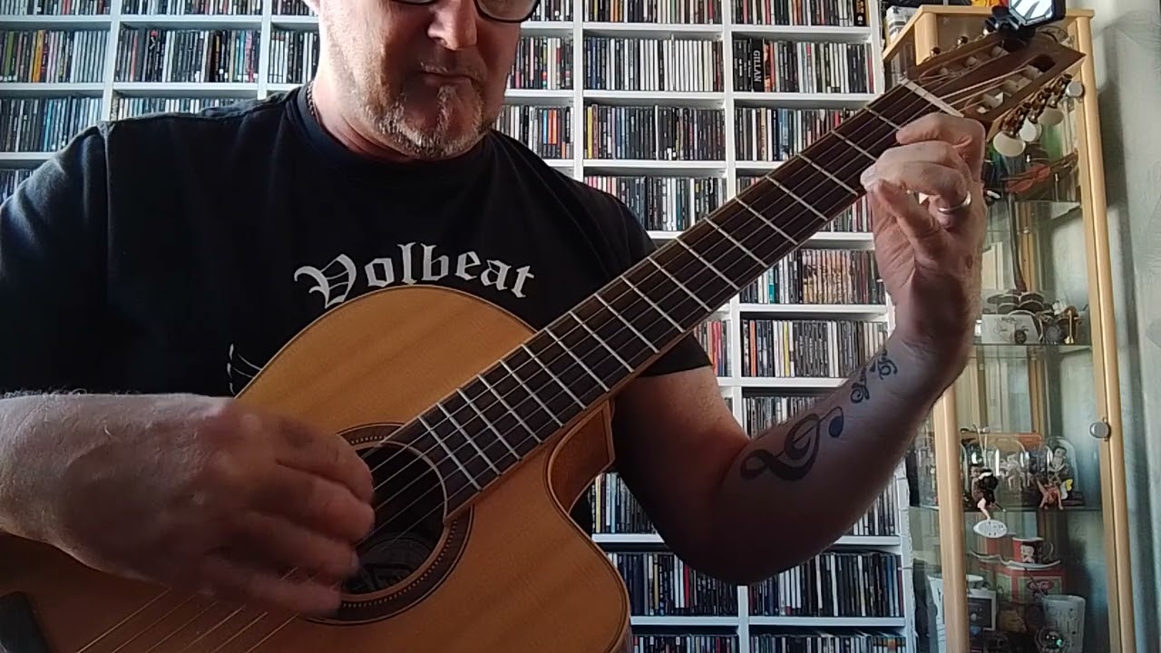 ROMANZA...Solo Guitar... Played by Steve Turton.