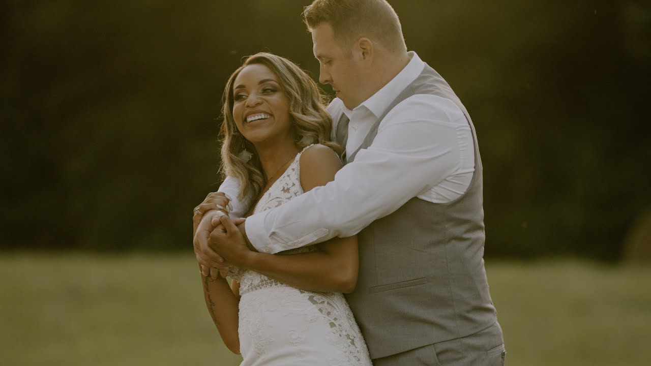 Bride First Look With Daughter Is Absolutely Precious ll Anthony + Mallory's Missouri Wedding Video