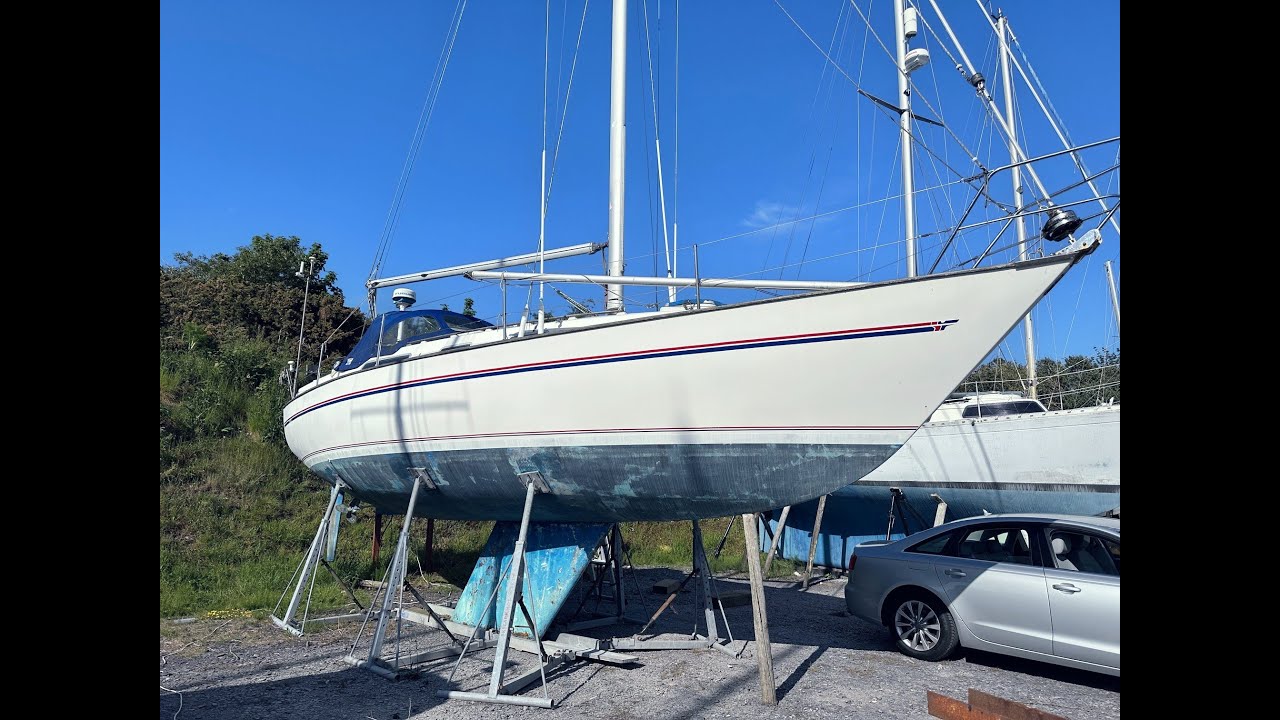 Sadler 34 Fin Keel 1985