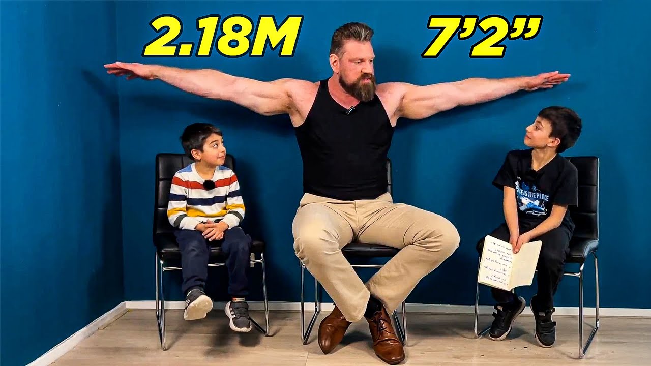 Kids meet Worlds Tallest BodyBuilder 2.18M/7'2