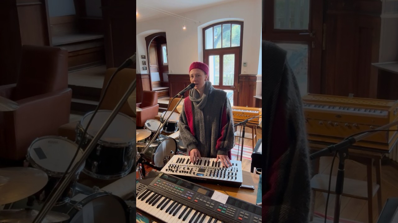 New day. #electronicmusic #poesie #music #musik #gedicht #synthesizer