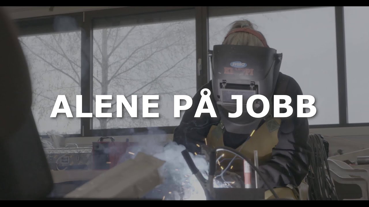 Alene på jobb