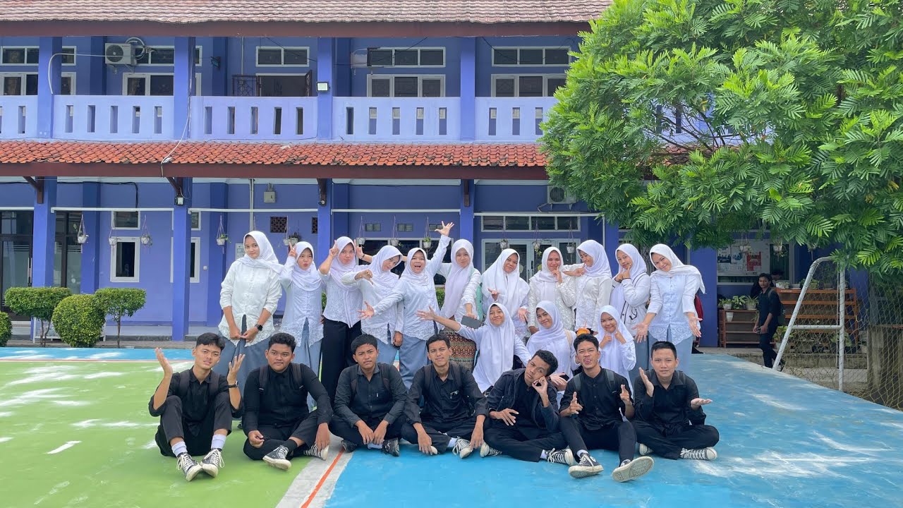 KILAS BALIK [ XII-1]