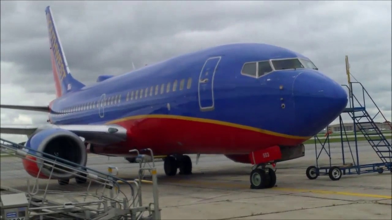 Plane Spotting At Midway Airport (KMDW)