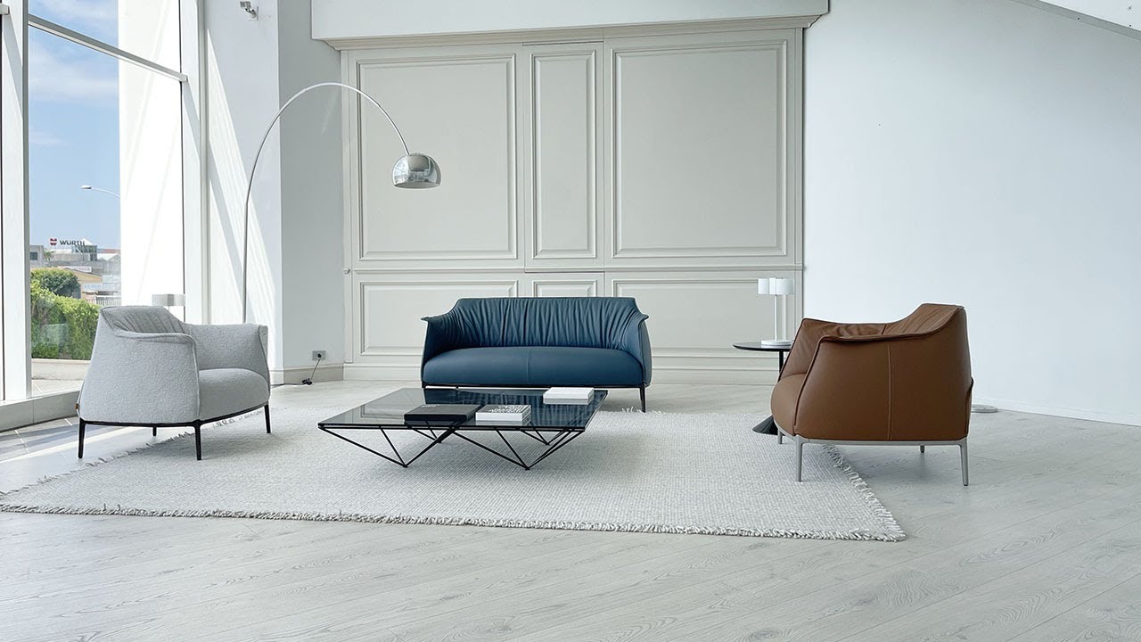 Poltrona Frau Archibald Full Collection | Modern Living Room with Sofa & Armchairs on Tomassini.com