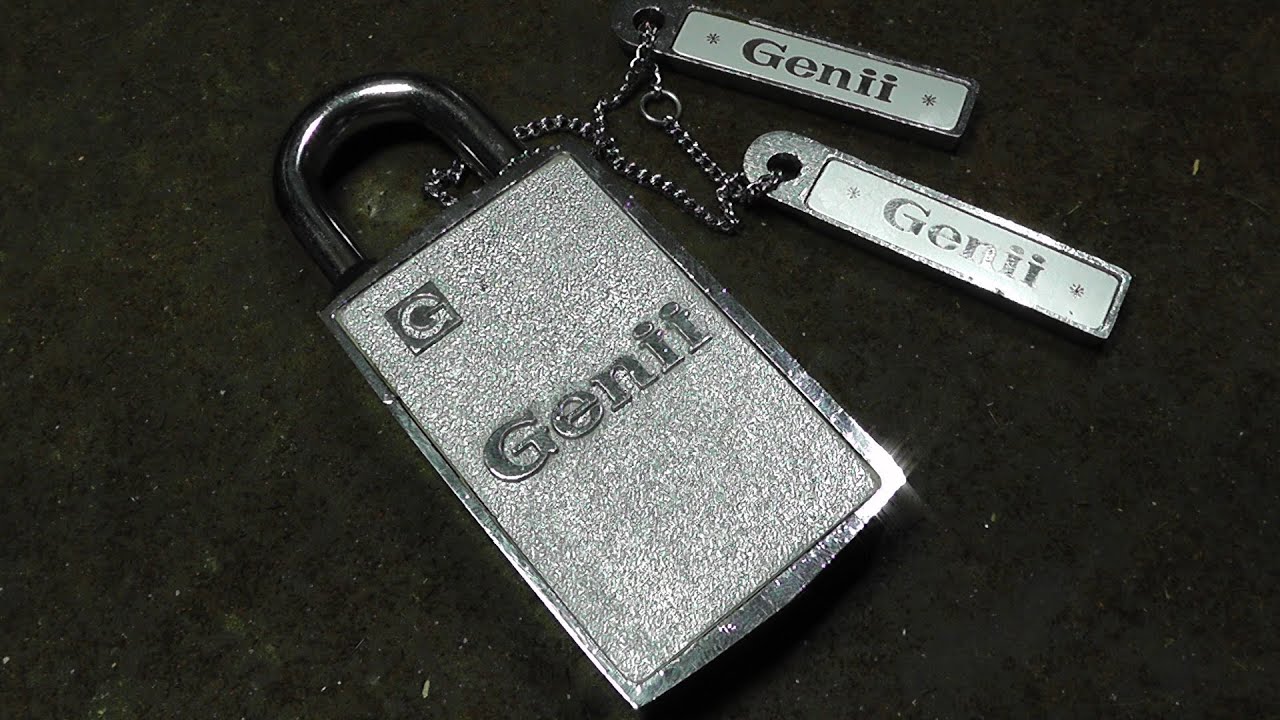 Genii Magic Magnetic Padlock Review & Teardown (Low Security But Unique Design)