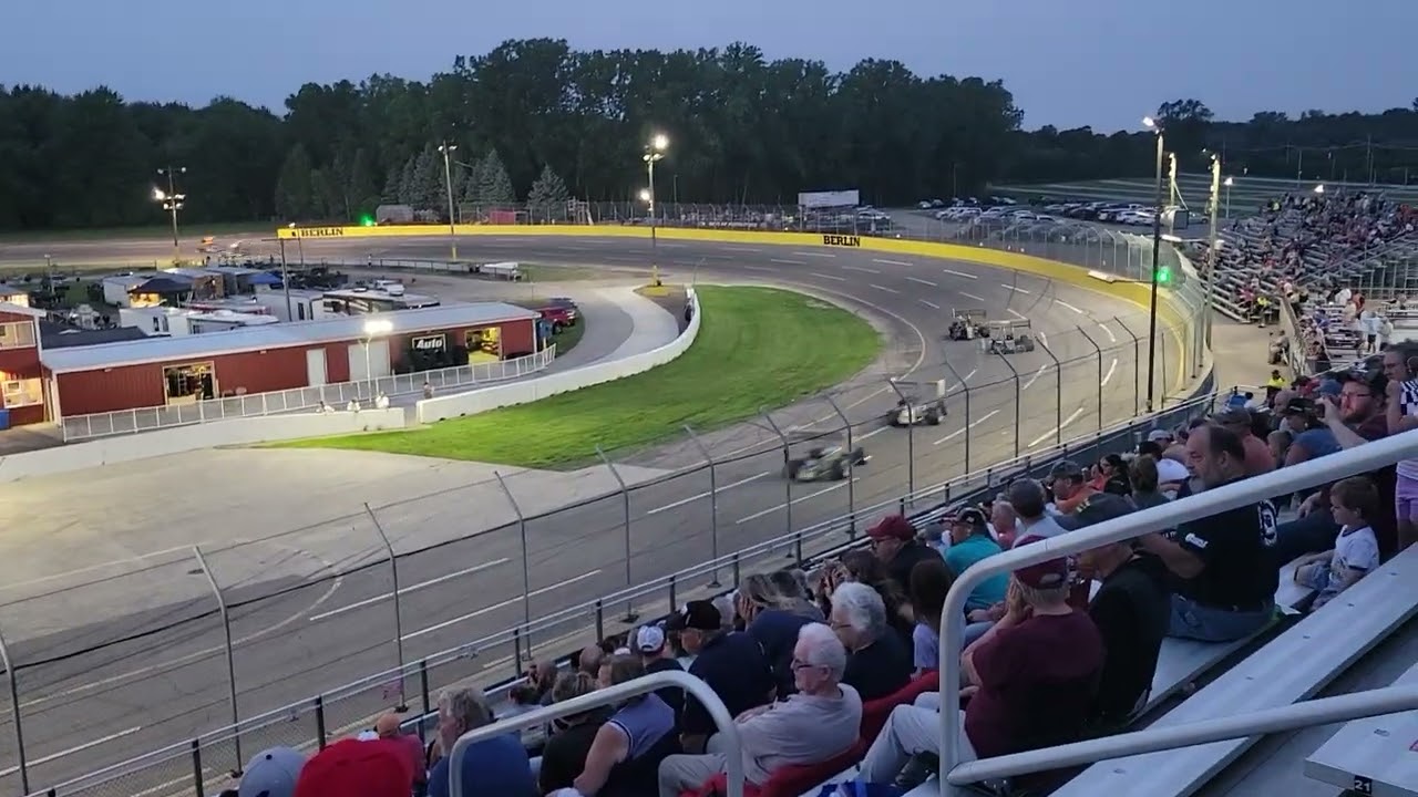 Berlin Raceway Super Modified feature part 1
