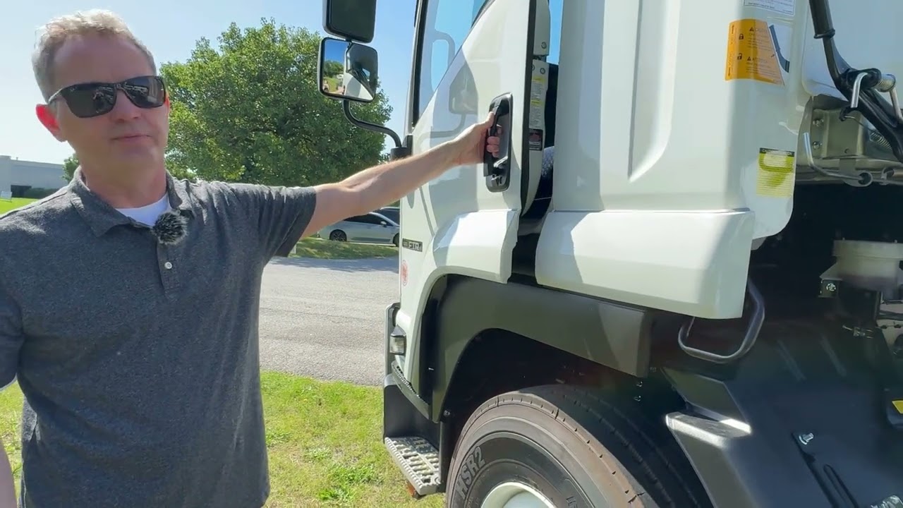 Isuzu FTR- 2024 Isuzu Sales Walkaround