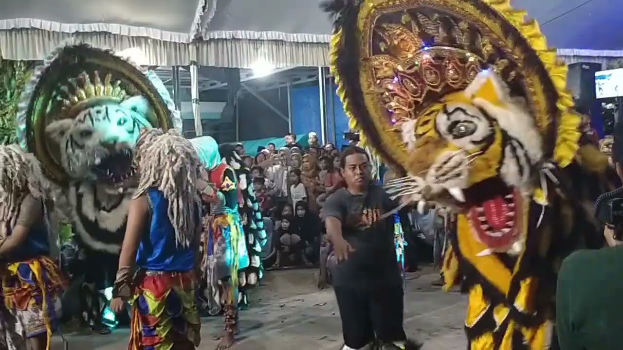 Barongan ngamuk Condromowo 