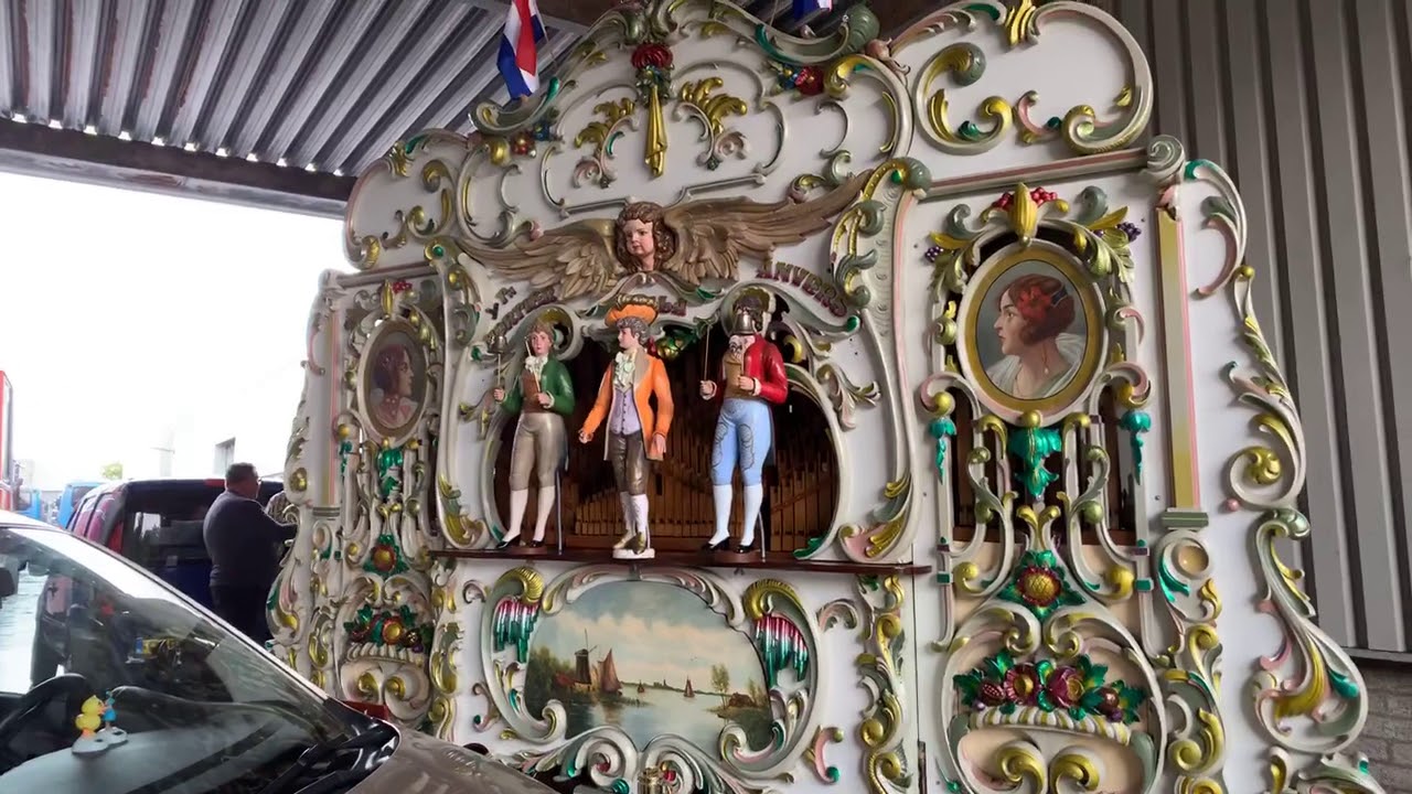 Draaiorgel / Street Organ / Strassenorgel / Orgue de Rue "De Scala" plays "La Camisa Negra"
