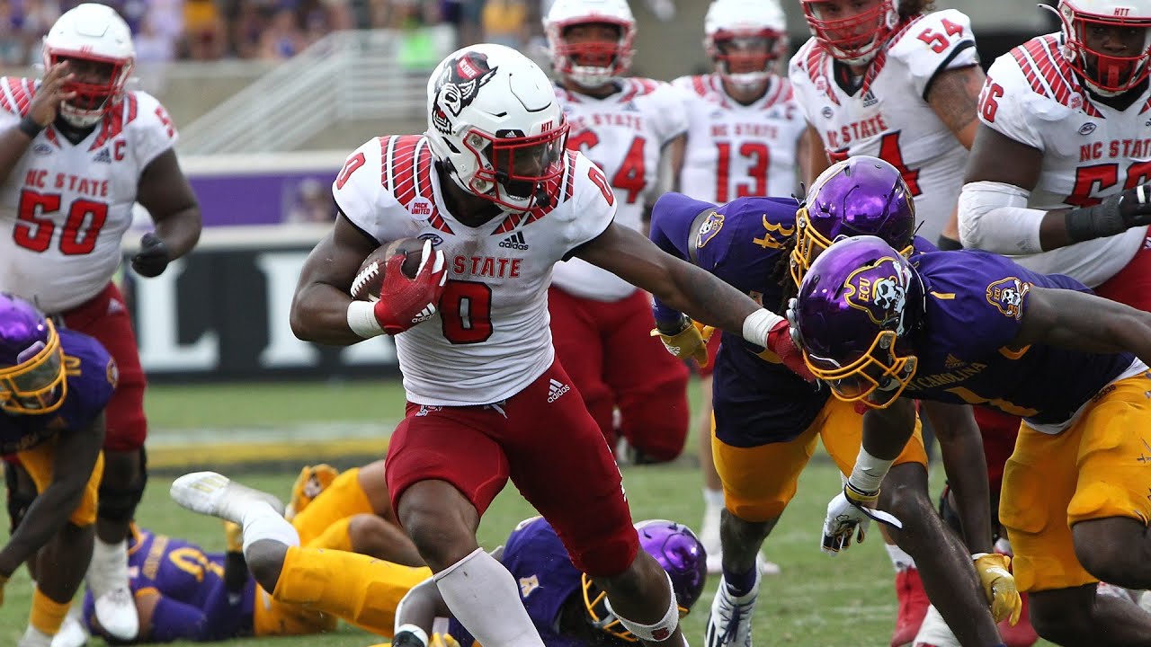2022.09.03 #13 NC State Wolfpack at East Carolina Pirates Football