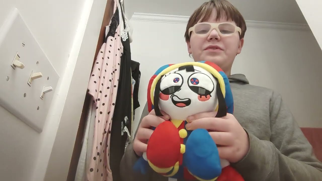 Talking pomni plushie review 