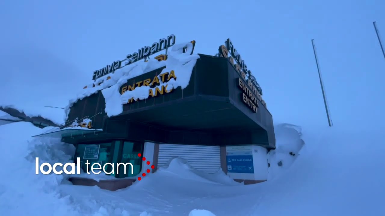 Camminata al Passo Pordoi: la neve è davvero alta