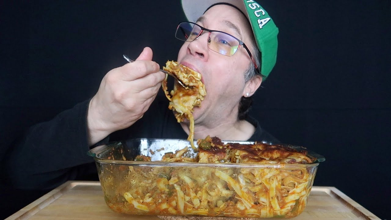 ASMR • Cheesy Sloppy Joes Pasta • Mukbang Feast  |  Seanusca Food ! (Sorry for the lighting)