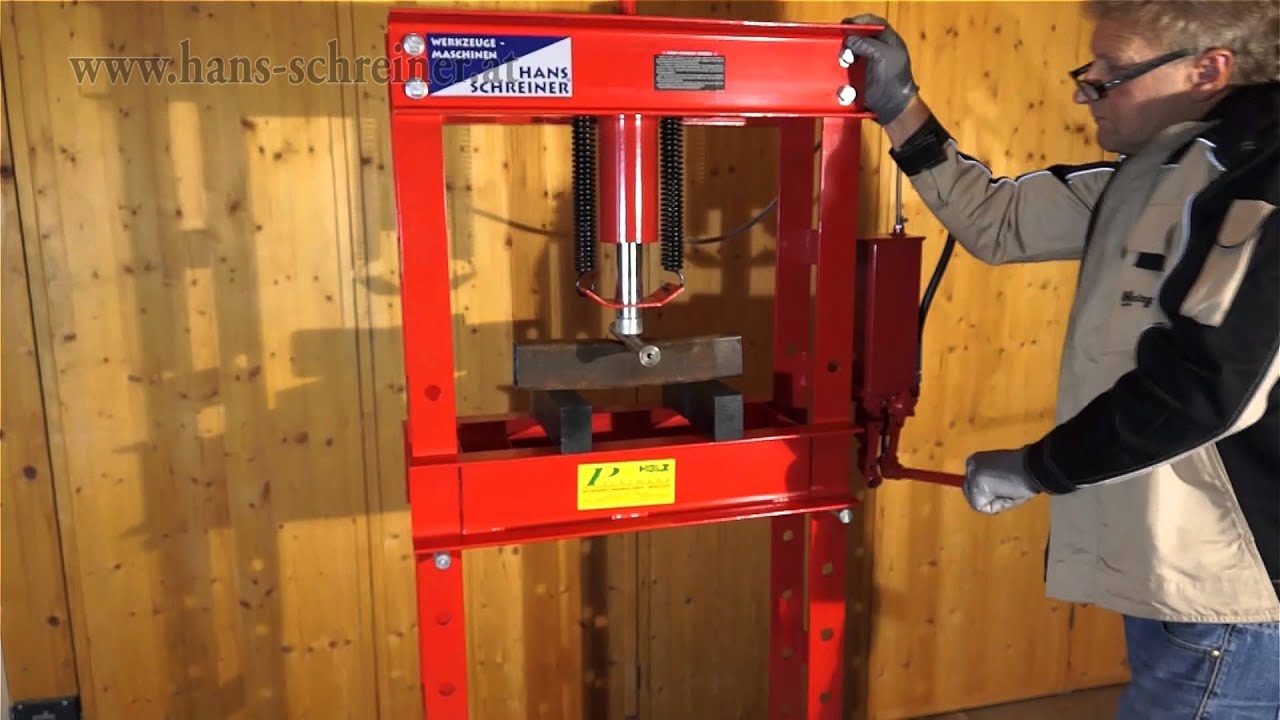 Hydraulic workshop press, bending press 30t HYC30 for pressing out bearings by Hans Schreiner