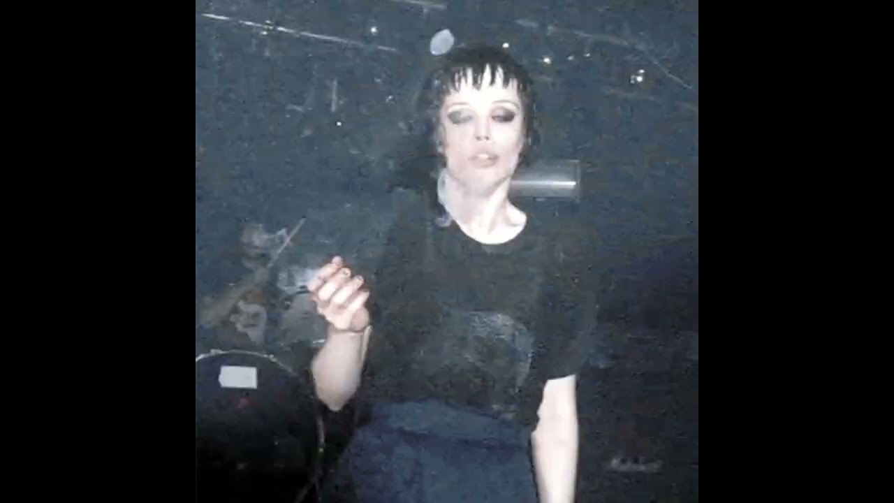 crystal castles - exoskeleton (sped up)